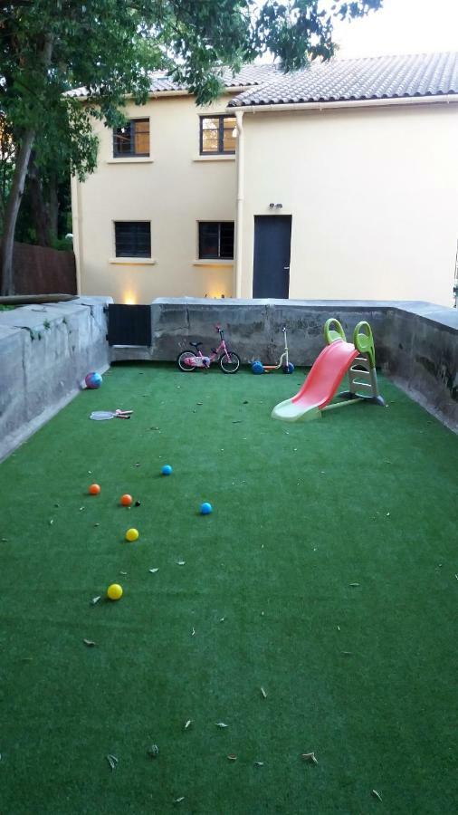 Au Vieux Lavoir Avec Parking Prive, Jardin , Climatisation, A 500 M De La Cite Carcassonne Buitenkant foto