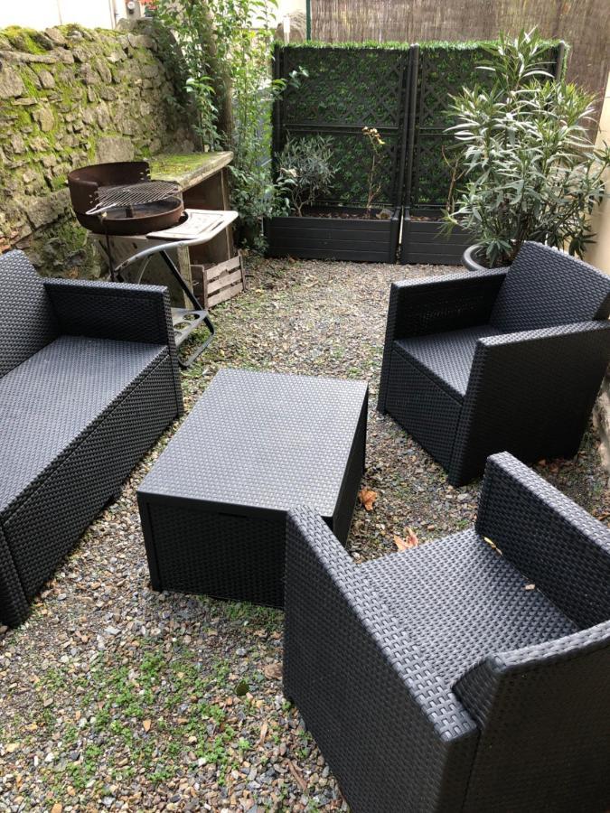 Au Vieux Lavoir Avec Parking Prive, Jardin , Climatisation, A 500 M De La Cite Carcassonne Buitenkant foto